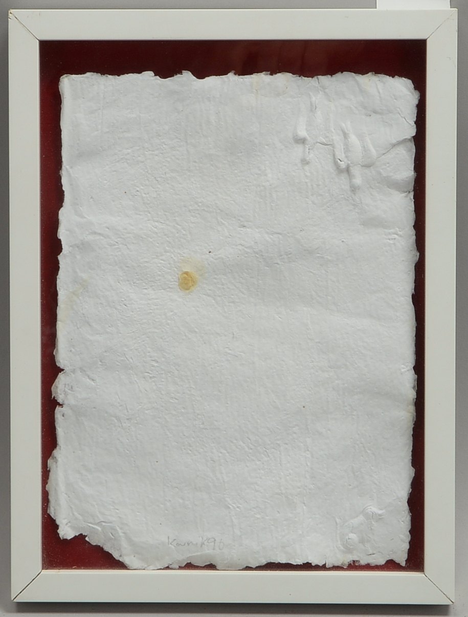 Karnik, Elke, 'O.T.', Reliefbild/handgeschöpftes Papier, sign./dat., hinter Glas