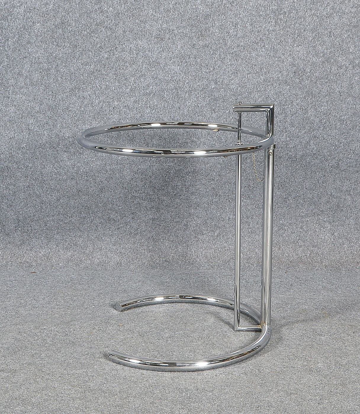 Beistelltisch-Gestell (Art 'Classicon - Adjustable Table'), verchromtes Stahlrohr
