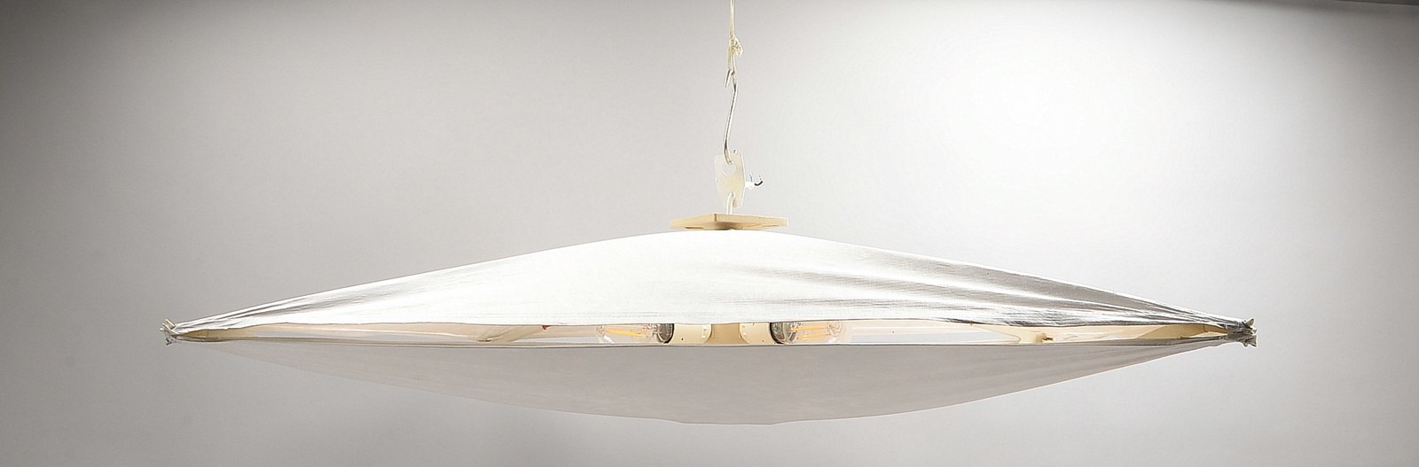 Flos/Italien, Decken-/Wandleuchte, 'Ariette', 4-fl., quadratische Form, Stoffbezug