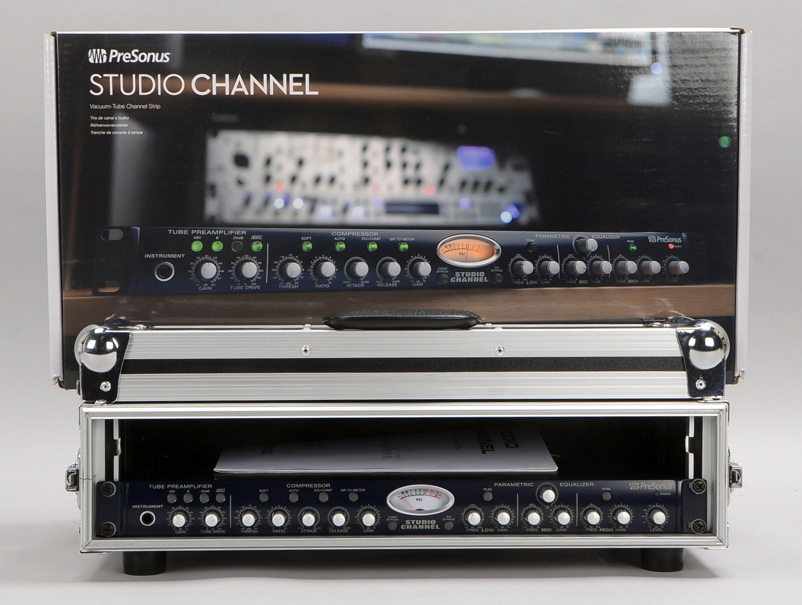 Vintage-Vorverstärker, PreSonus 'Studio-Kanal', neuwertig, in OVP; anbei 'Flyht Pro'-Koffer