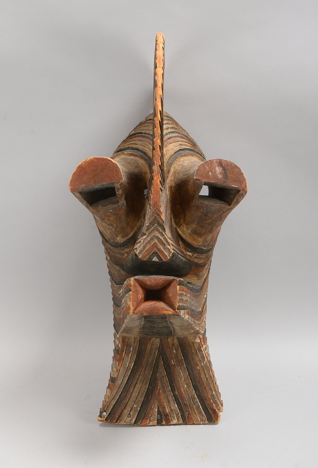 Ritualmaske/Tanzmaske (Afrika), Holz farbig gefasst, stilisierte Ausf, Länge 72 cm