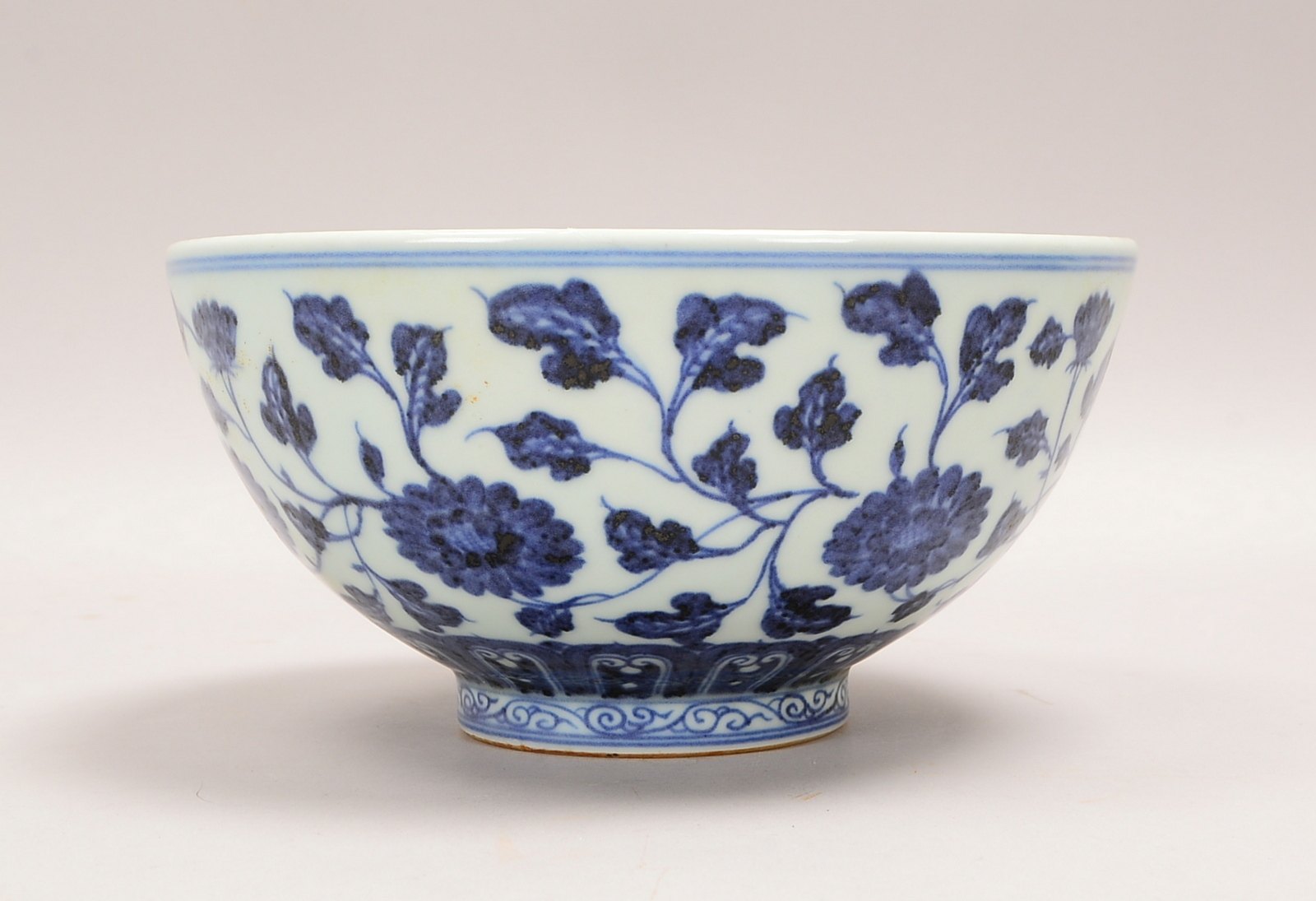 Kumme/Schale, Porzellan, Spiegel und Wandung mit blauem Unterglasurdekor; Ø 20,5 cm