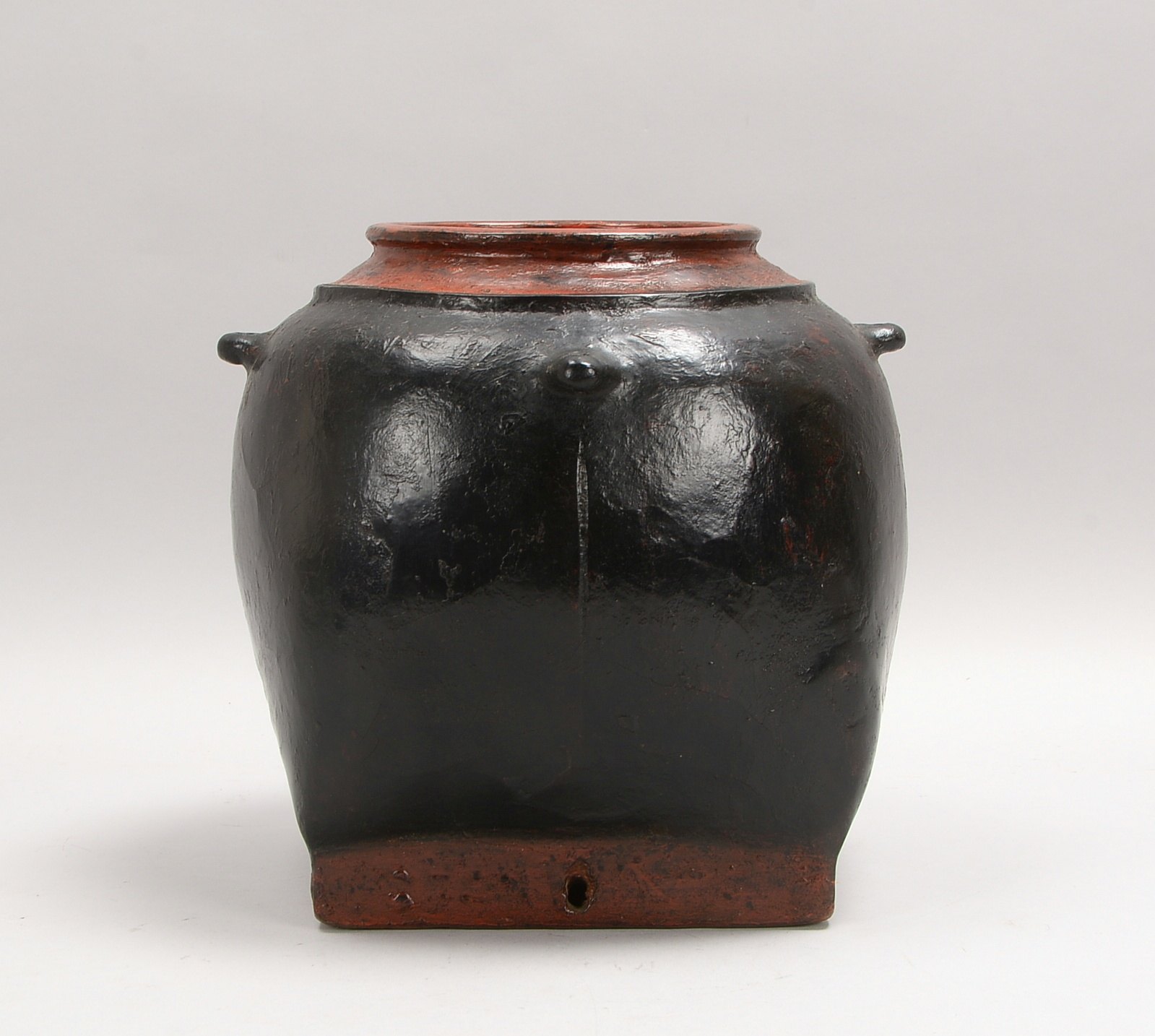 Wasserbehältnis (China), Bambus, rot-/schwarz gef., 4x Ring-Handhaben; Höhe 29 cm