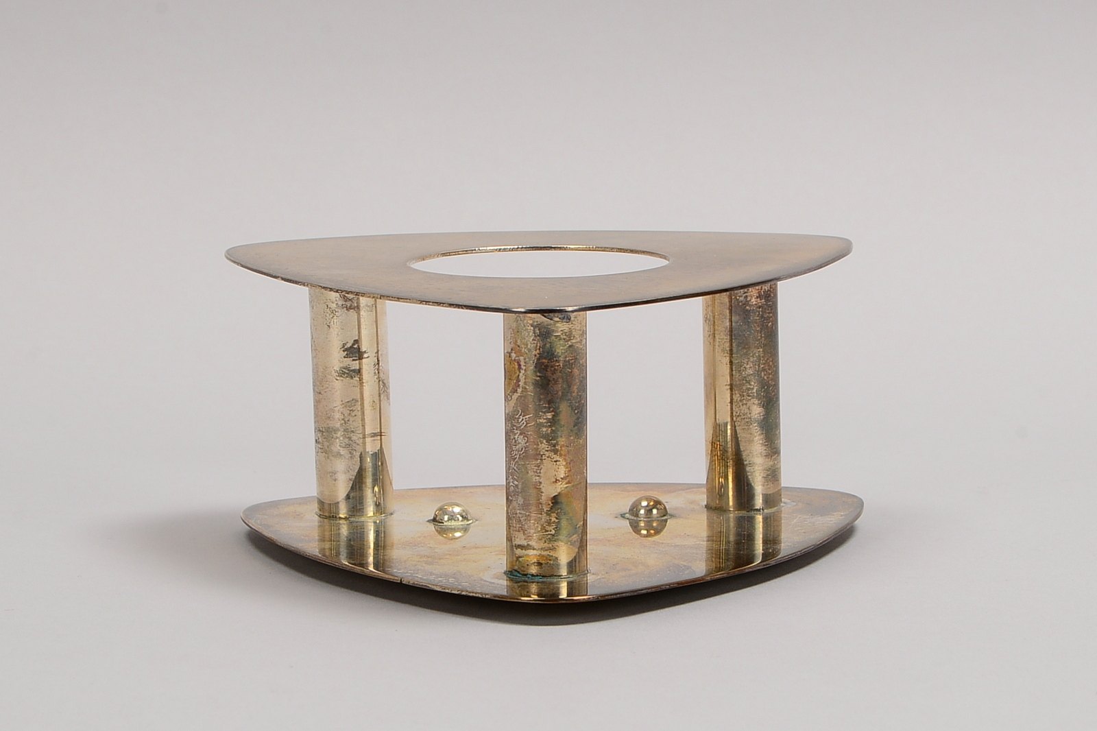 Stövchen (Silberschmiedearbeit - Windsor Castle), 900 Silber; Gewicht 380 g