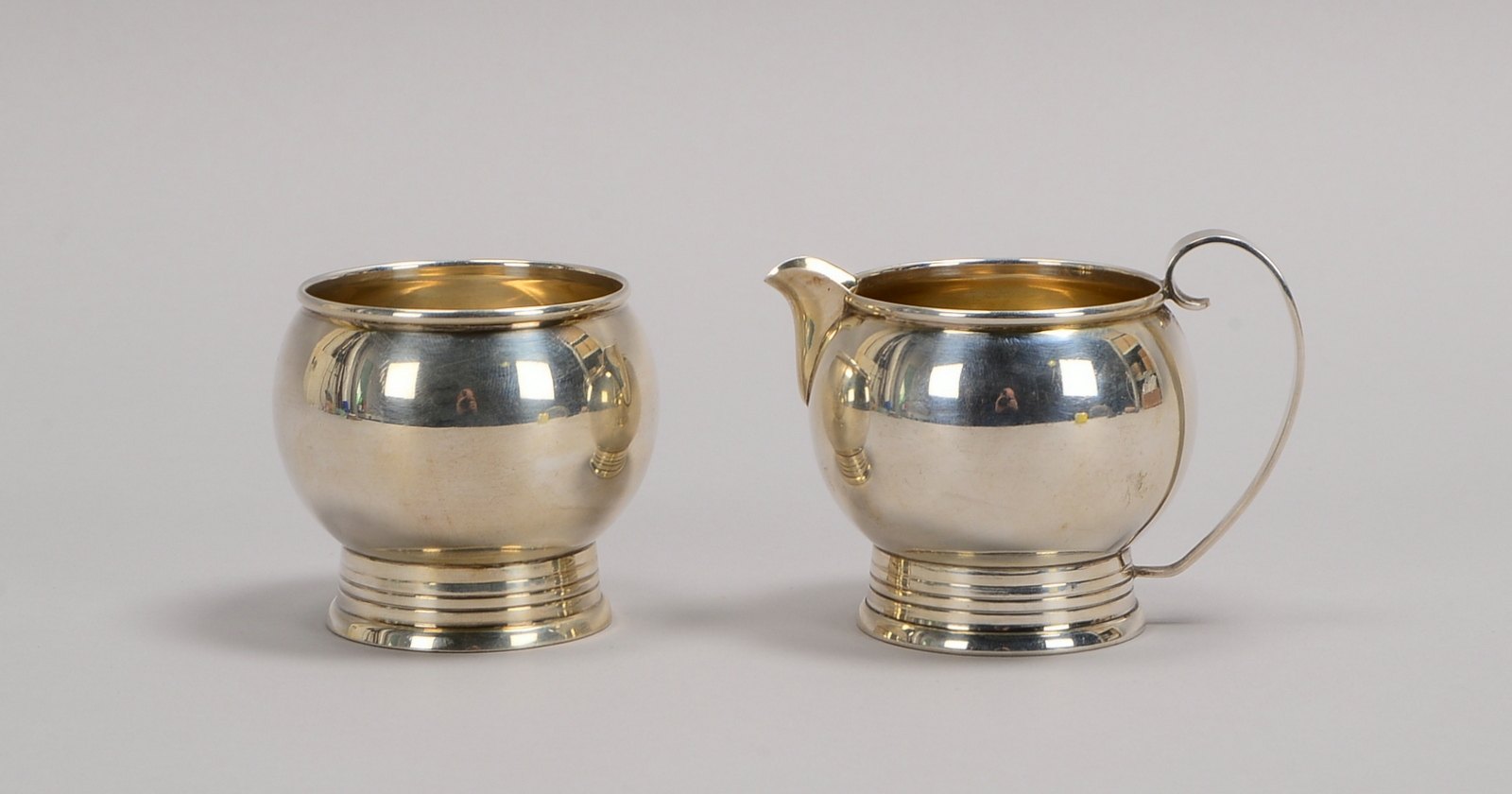 Zuckertopf und Sahnekännchen (im Bauhaus-Stil), 925 Silber; Gewicht 175 g