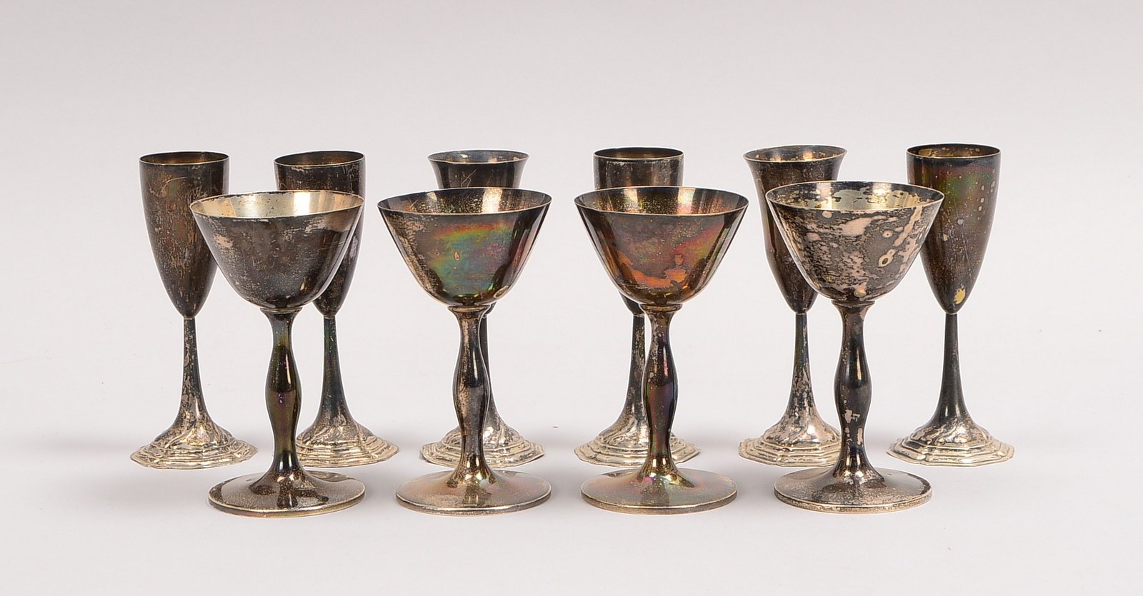 Wilkens/WTB, 830/800 Silber: 6x Stielbecher und 4x Schalen; Gewicht 414 g