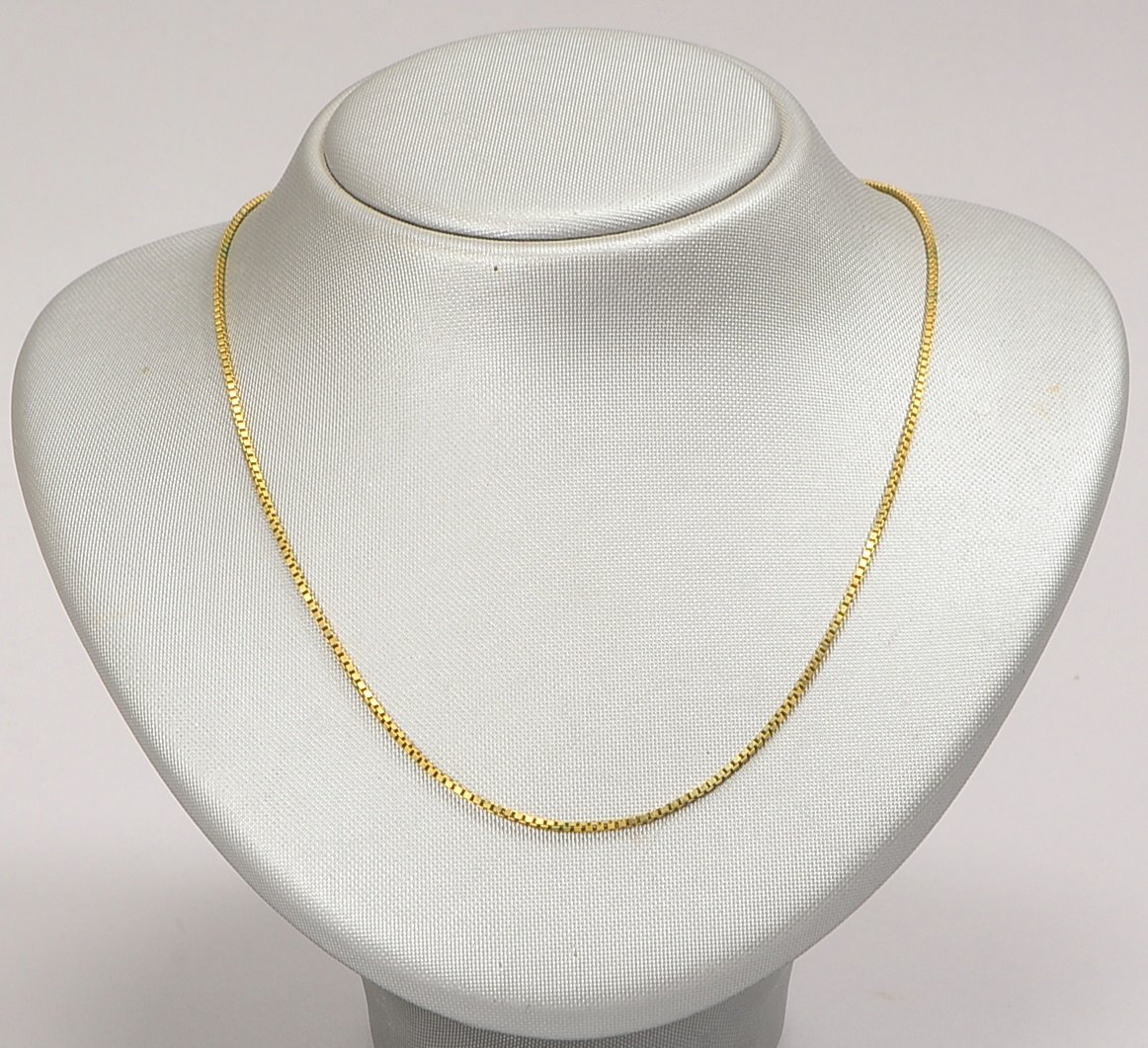Veneziakette, 333 GG (gest.), mit Federringschließe; Länge 70 cm, Gewicht 8 g