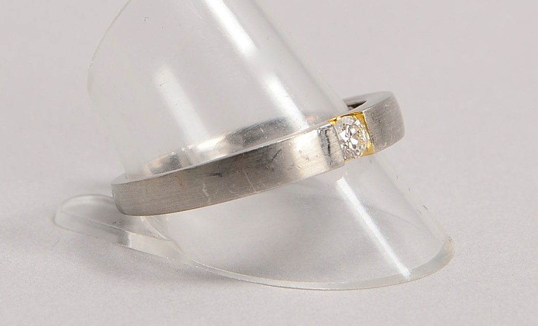 Ring, 950 Platin (gest.), mit Brillant/ca. 0,18 ct, Farbe G-H, Vsi; Gewicht 6,20 g