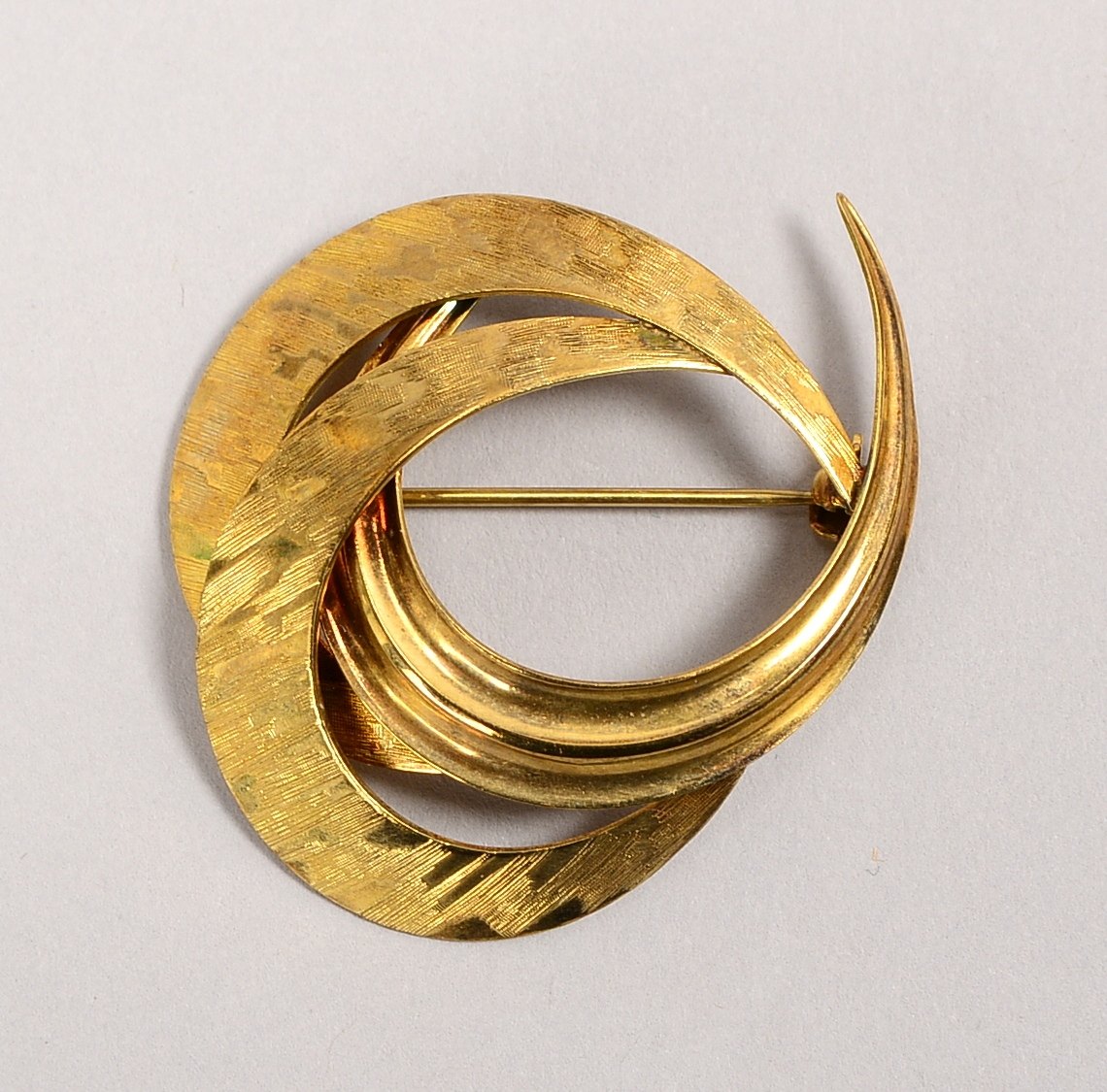 Brosche, 333 GG (gest.); Durchmesser Ø 3,5 cm, Gewicht 5 g