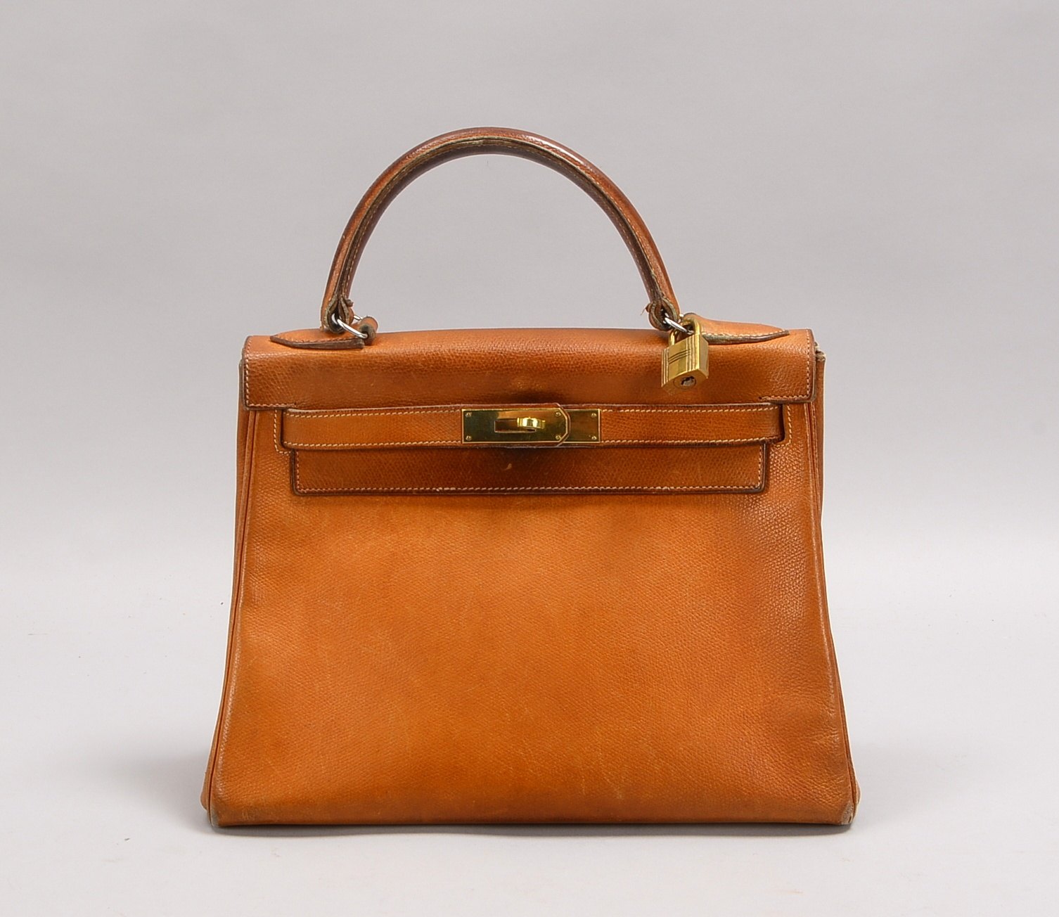 Hermès, Kelly Bag 28, mit Tragegriff, extra Tragegurt - mit externem Zertifikat