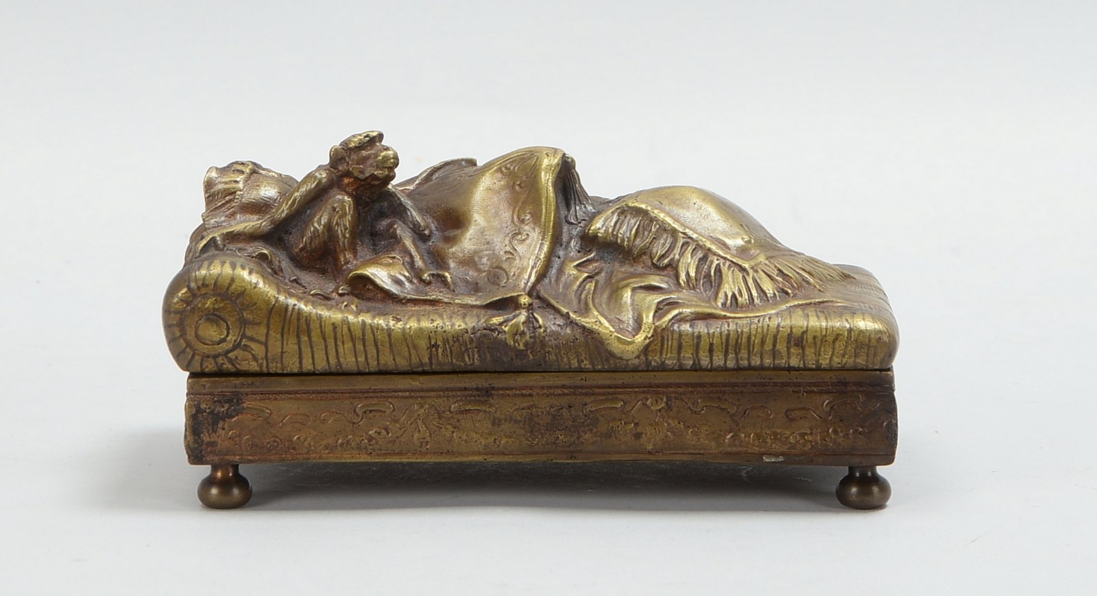 Figürliche Sammler-Schatulle/Bronzeskulptur (wohl nach Franz Bergmann), 'The Monkey's Secret' - Affe