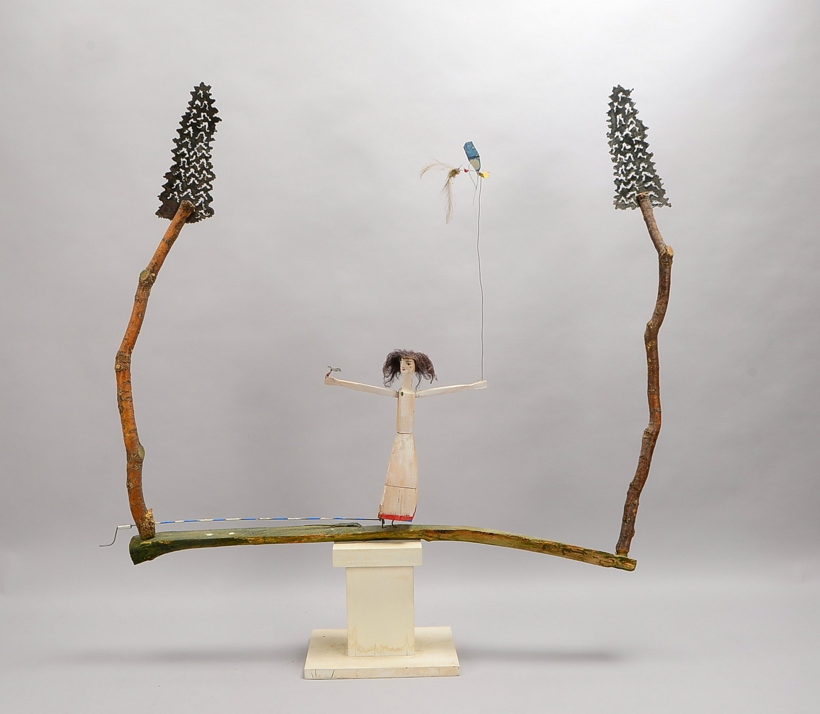 Roure, Roland, kinetische Skulpturengruppe, Mixed Media, mit Kurbel; Höhe 105 cm