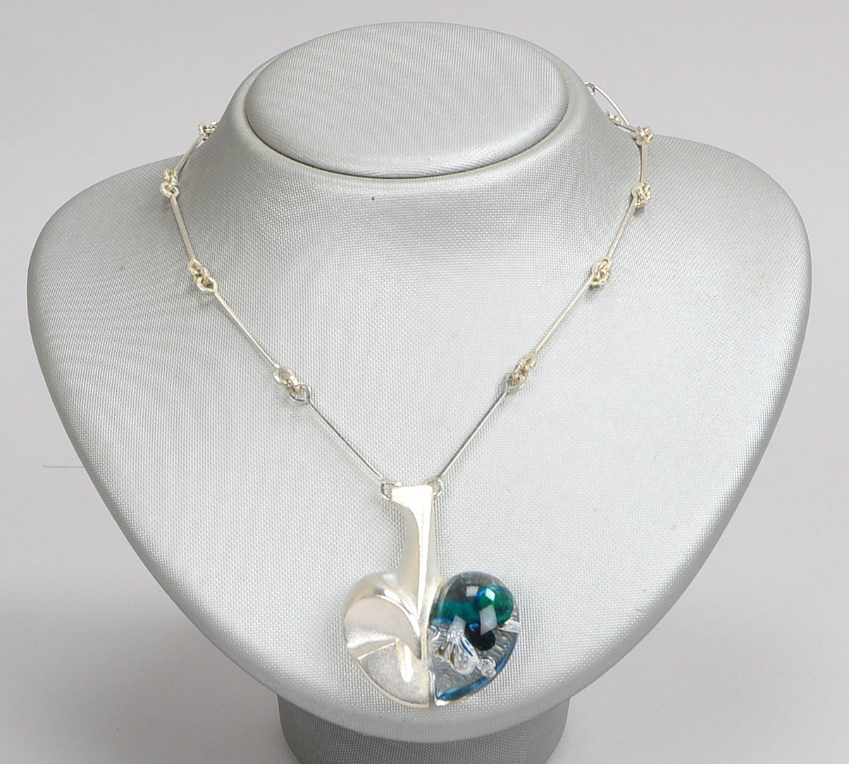 Lapponia/Finnland, Designer-Collier (aus der Kollektion 'Space Silver'), Modell 'Space Apple', 925 S