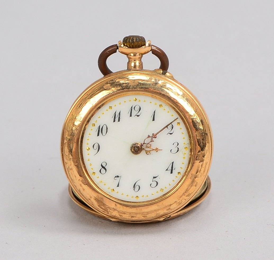 Damentaschenuhr, Handaufzug, 585 RG-Gehäuse, mit Metall-Staubdeckel - Uhr läuft an; Durchmesser Ø 28
