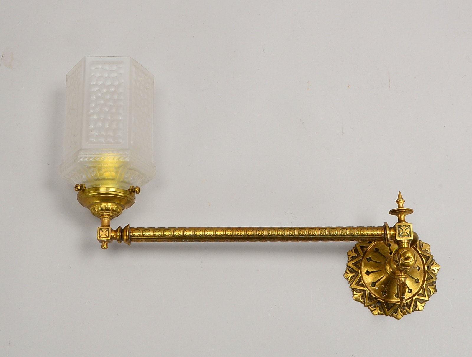 Wandapplikation, 1-flammig, Bronze, mattierter Milchglas-Schirm, schwenkbar - elektrifiziert