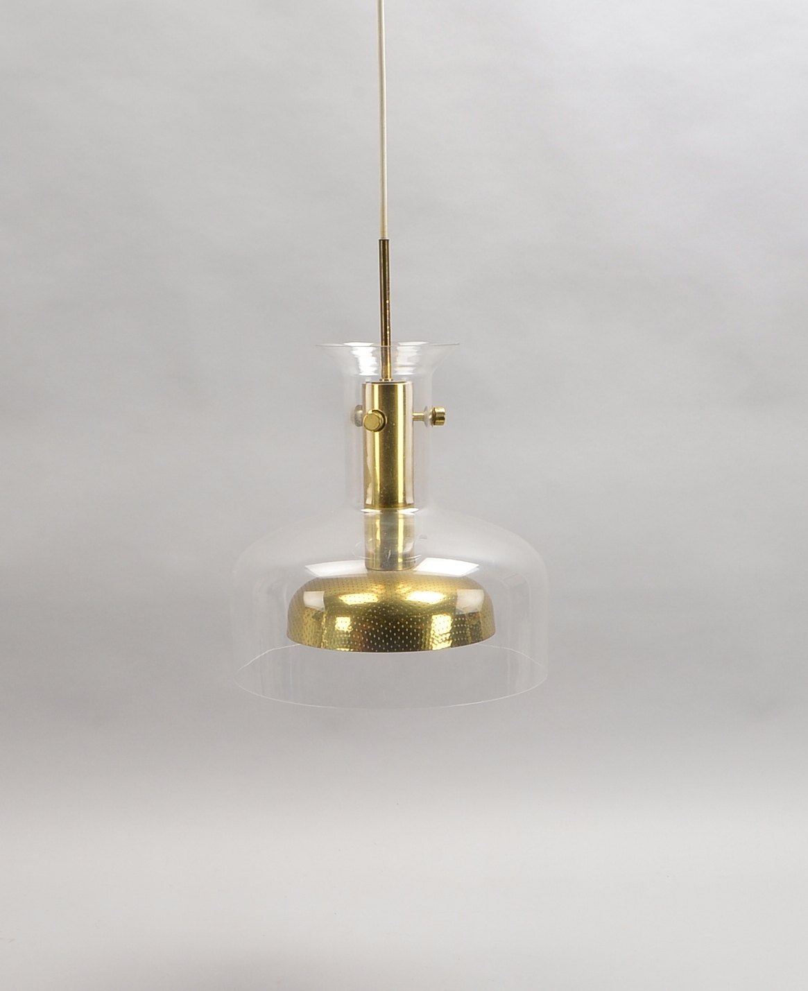 Ateljé Lyktan, Deckenlampe, 1-fl., Messing/Klarglas, Entwurf: A. Pehrson; Ø 32 cm