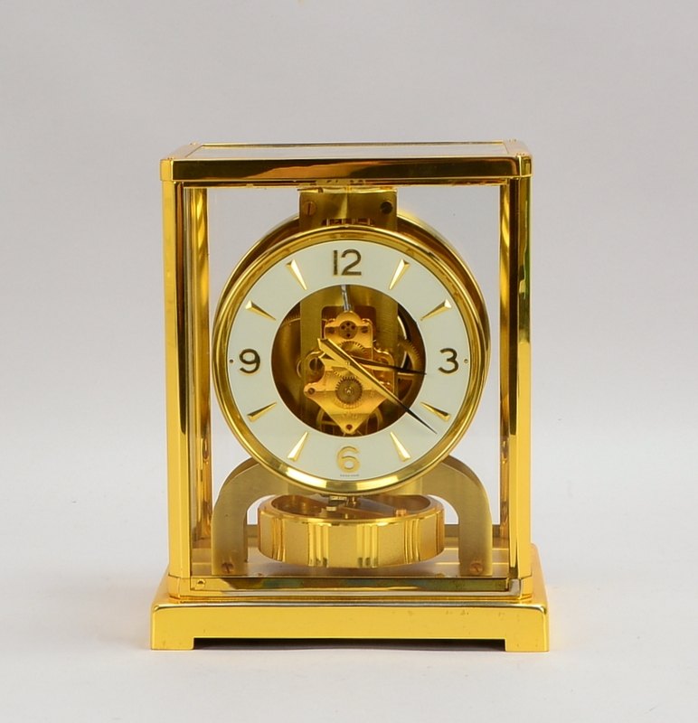 Tischuhr (Schweiz, 1970er/1980er Jahre), Jaeger LeCoultre 'Atmos', automatischer Aufzug, Uhrwerk bez