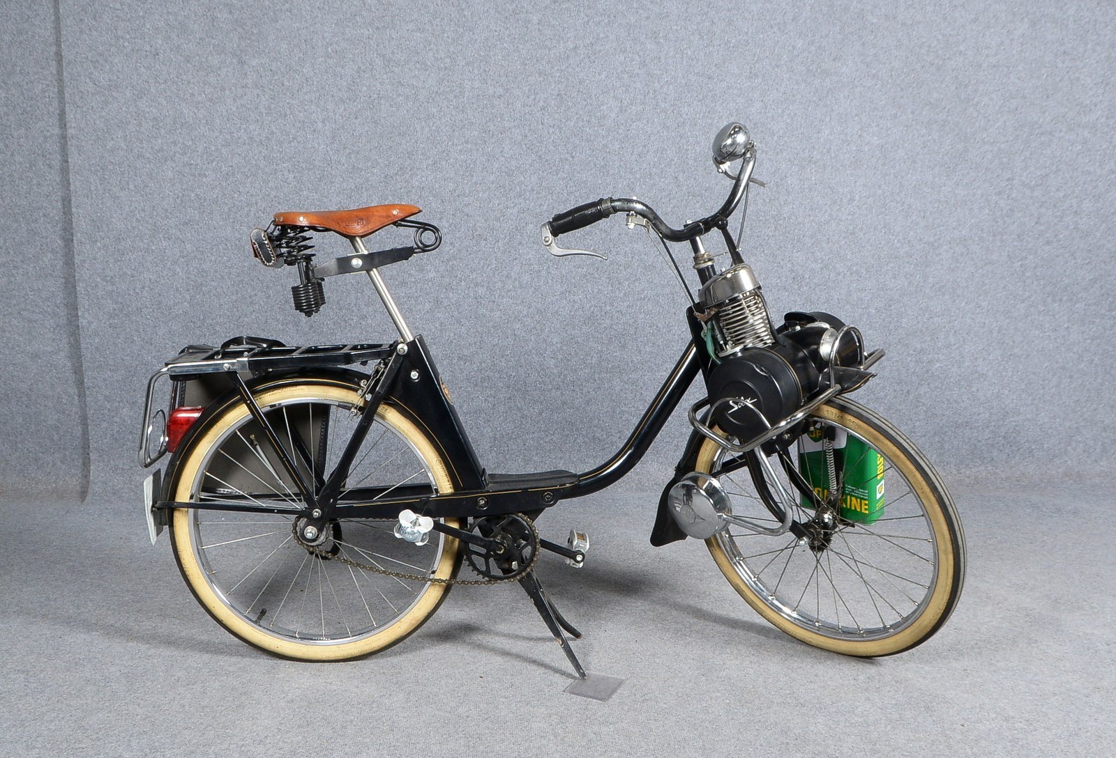 Vintage-Fahrrad mit Hilfsmotor (Hersteller Sifac/Frankreich), 'VéloSoleX', 1 PS, fahrbereit - mit 'A