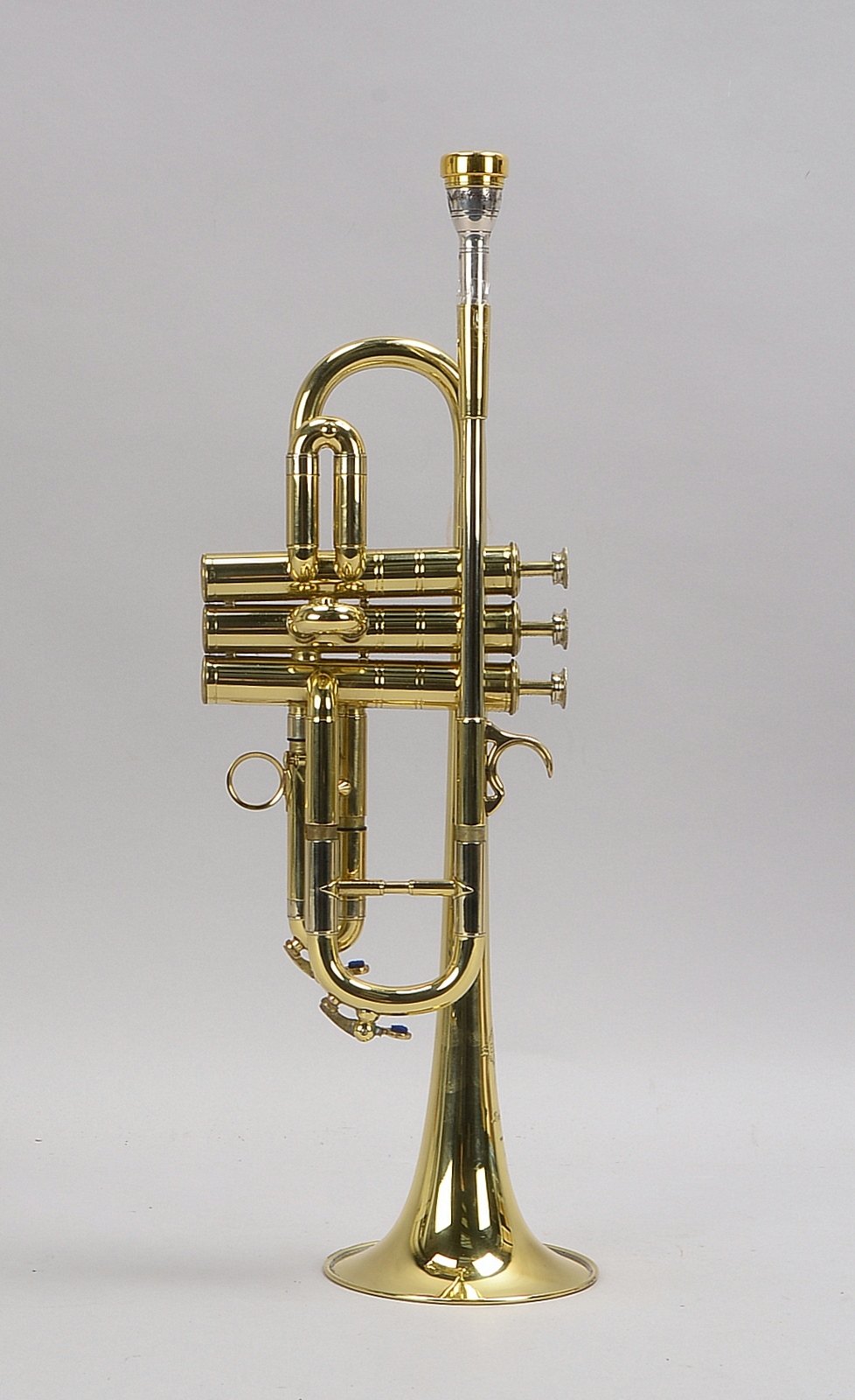 Trompete, Selmer Paris, Seriennr. 63406, Drücker mit Perlmuttbesatz - Ventile gängig; mit Mundstück,