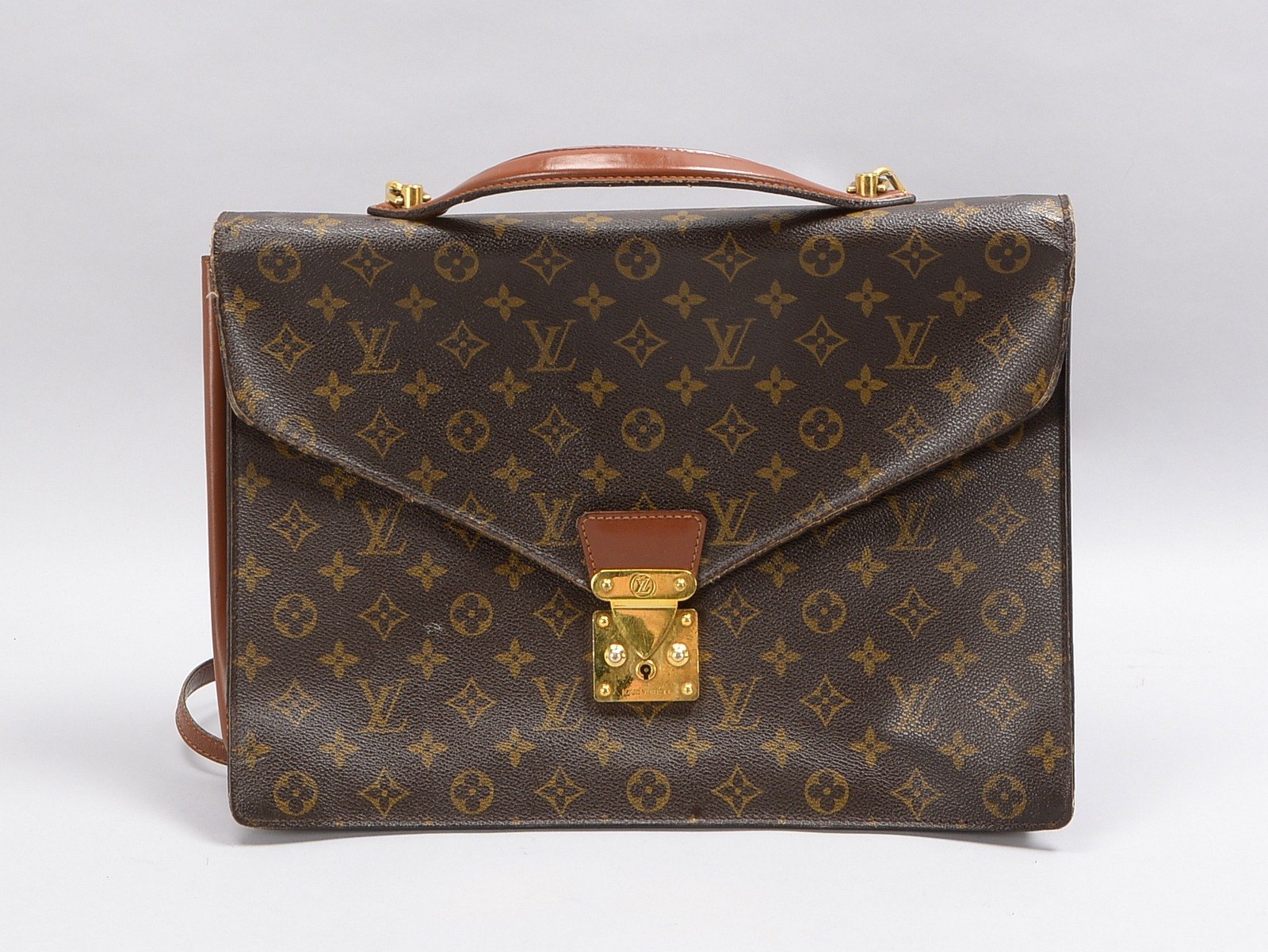 Louis Vuitton, Vintage-Aktentasche; Maße 29 x 38 cm (mit Gebrauchsspuren, Nähte teilweise offen)