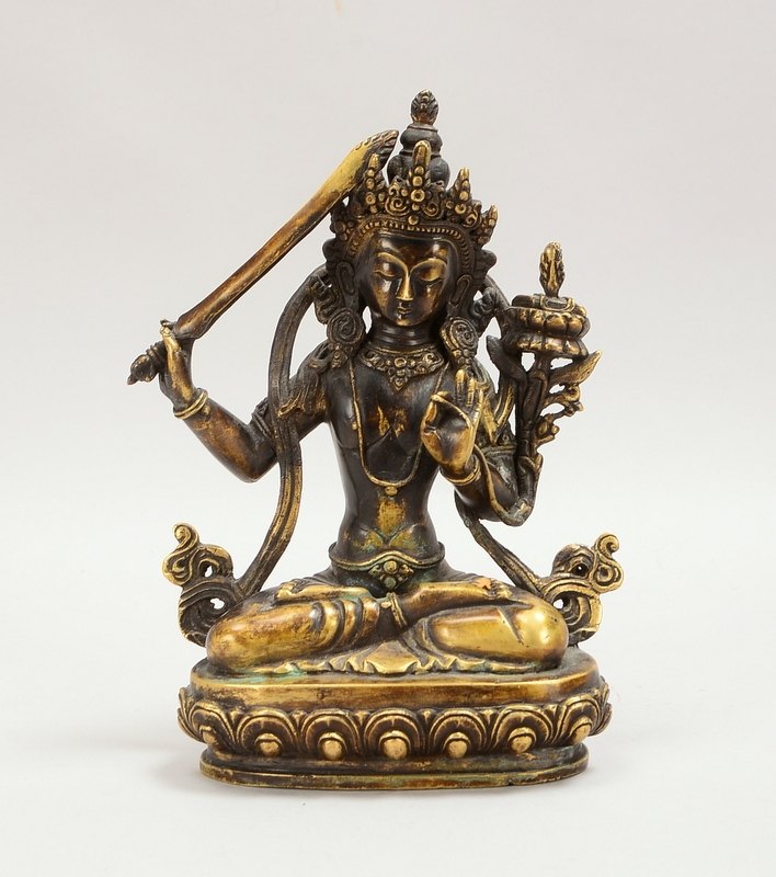 Bronzefigur (Indien), 'Buddha' (Gottheit in sitzender Haltung mit Handattributen dargestellt), Hohlg