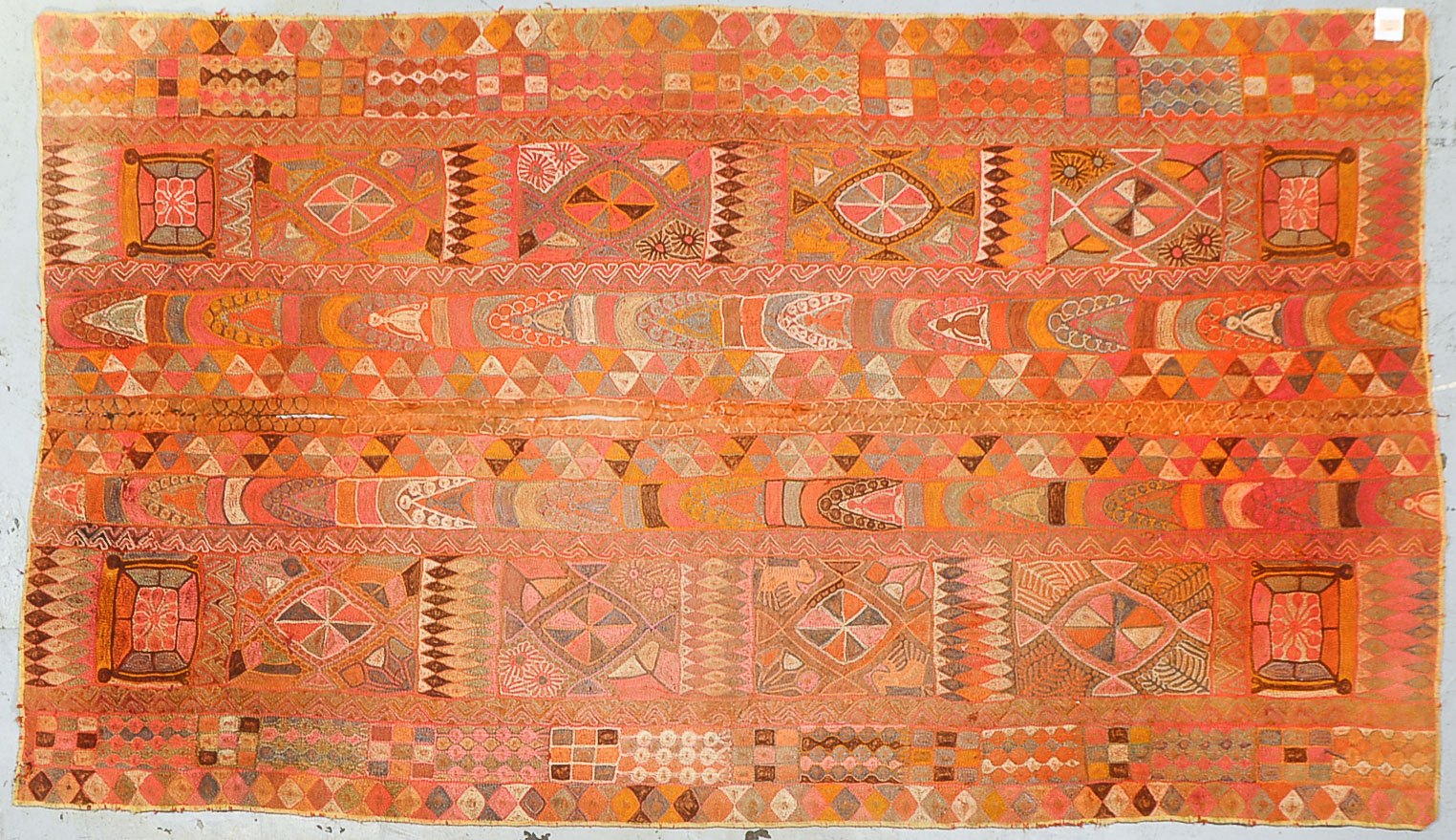 Traditionelle Hochzeitsdecke der Marsch-Araber/Ahwaris (Irak/Mesopotanien, 20. Jhdt.), 2-bahninges F