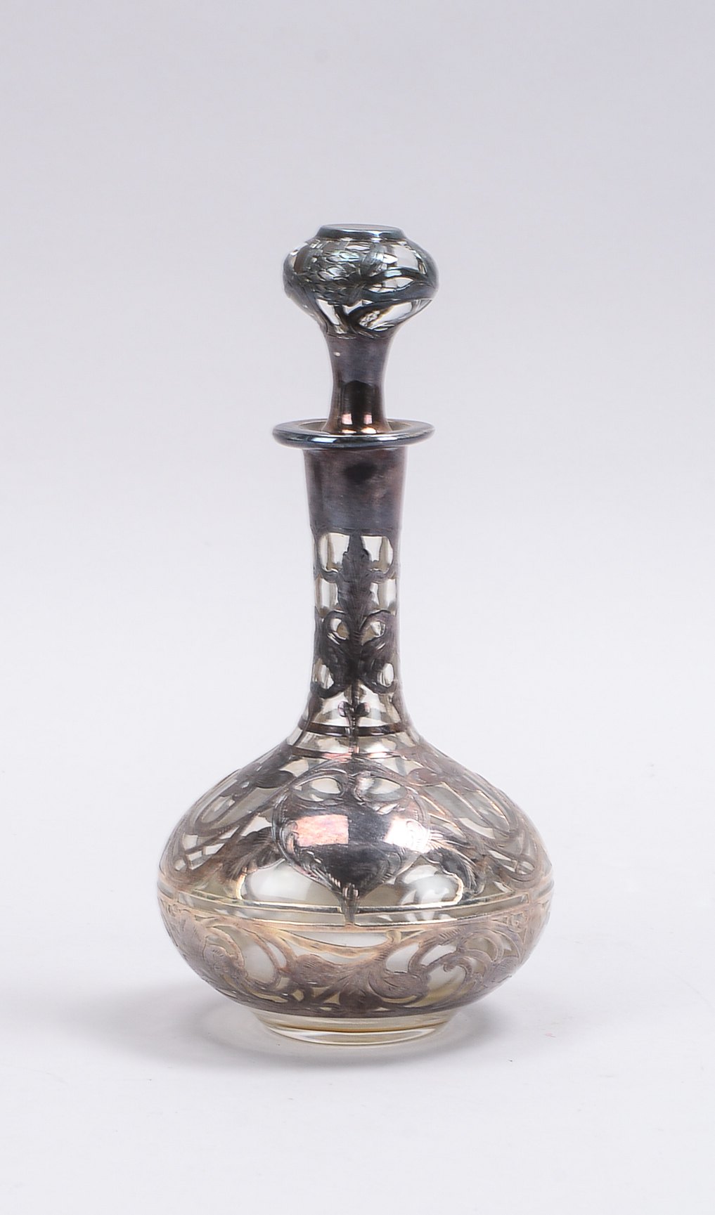 Kleine Karaffe (Black, Starr & Frost/USA - Jugendstil), Glaskorpus mit Feinsilber-Auflage (punziert