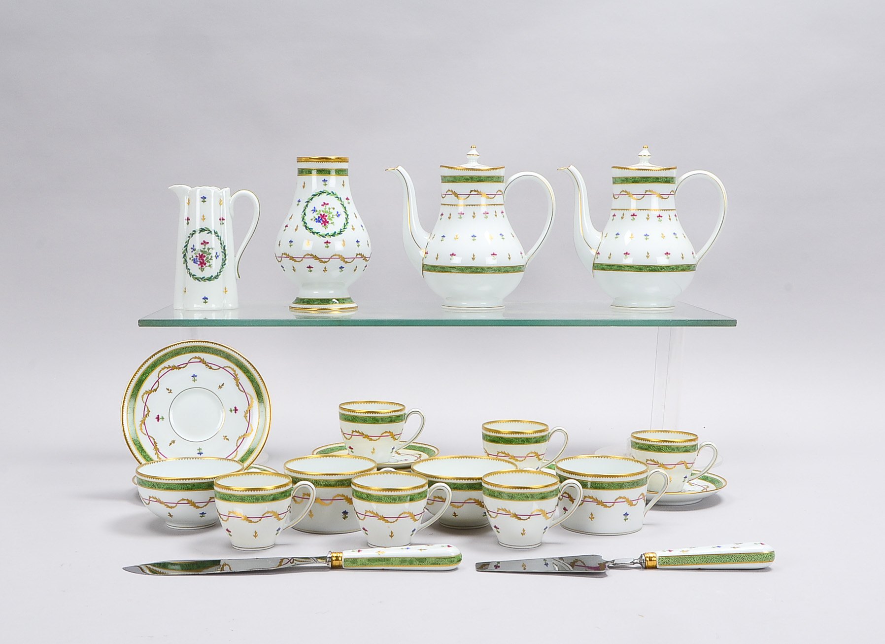 Limoges/Haviland (Frankreich), Porzellan-Mokkaservice, Dekor 'Vieux Paris', für 6 Personen: Kanne un