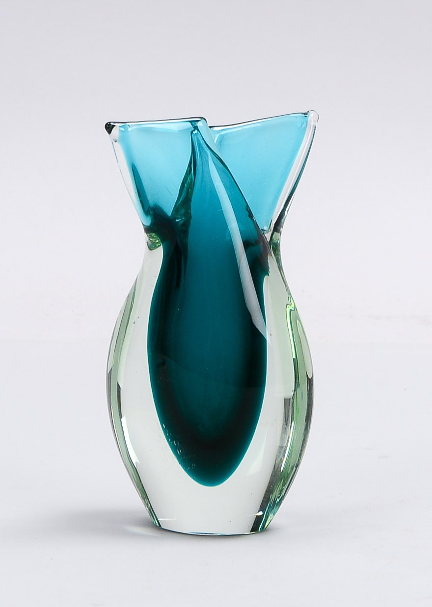 Flavio Poli, Sommerso Vase, 50er Jahre, grünes Glas klar überfangen. Höhe: 14cm.