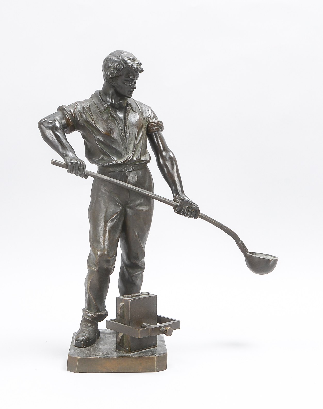 Schmidt-Hofer, Otto (1873 - 1925 Berlin), Bronzeskulptur, 'Der Gelbgießer', verso auf der Plinthe si