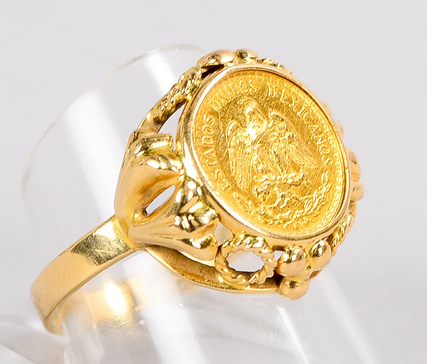 Ring, 750 GG (gestempelt), besetzt mit einer Goldmünze 'Dos Pesos Mexiko', 900 Feingold; Gewicht Mün