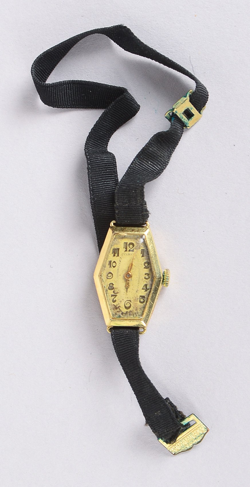 Damenarmbanduhr (Art déco), Handaufzug, 585 GG-Gehäuse, an Stoffband - Uhr läuft nicht an/Aufzug übe