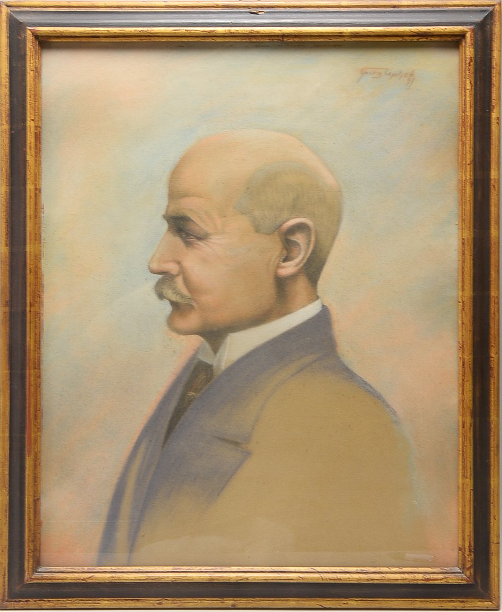 Uphoff, Fritz (1890 - 1966), 'Herrenportrait', Kreidepastell, oben rechts signiert, hinter Glas gera