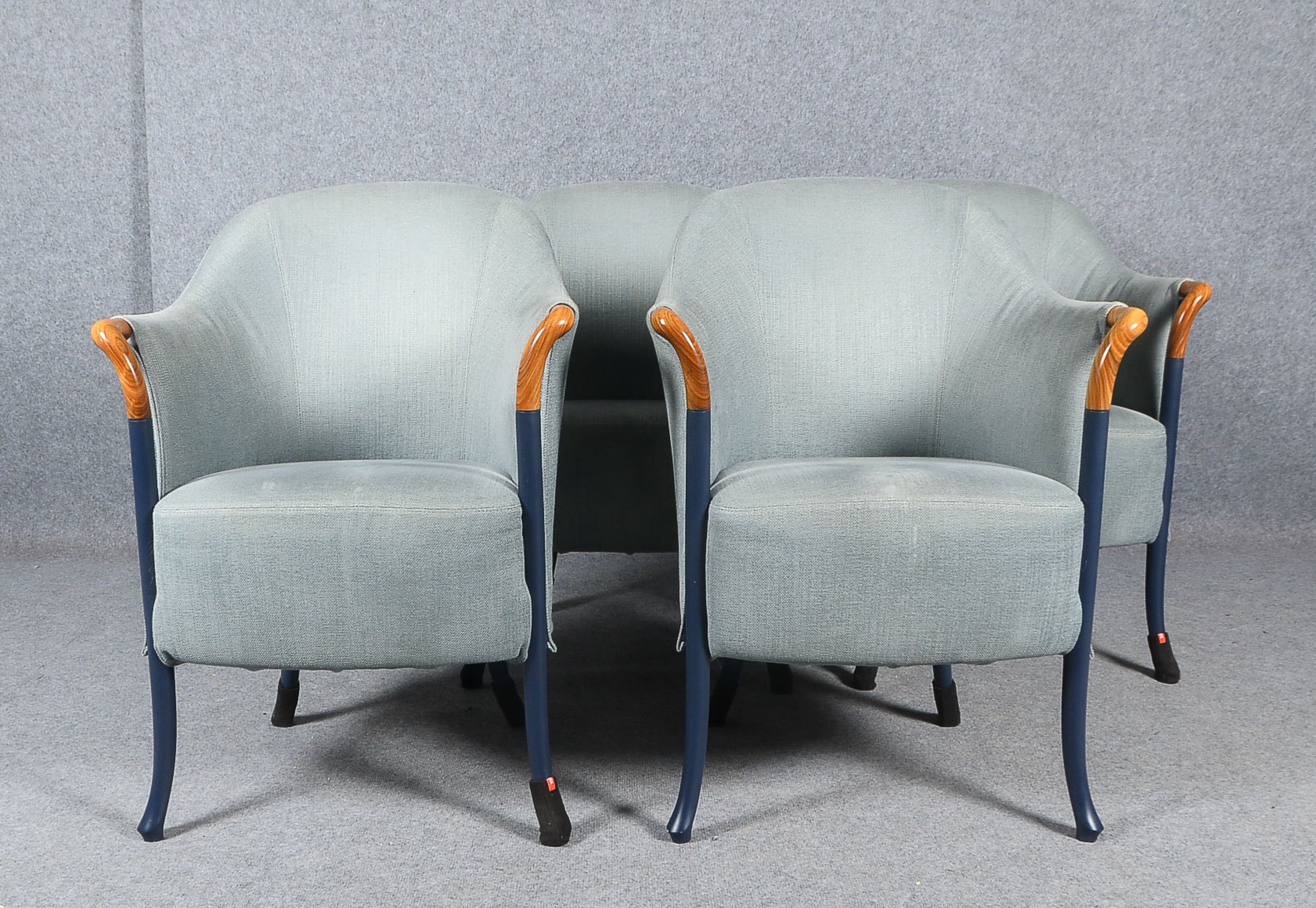 Giorgetti/Italien, Satz Designer-Armlehnsessel, Modell 'Progetti', Edelholz-Gestell mit graumelierte