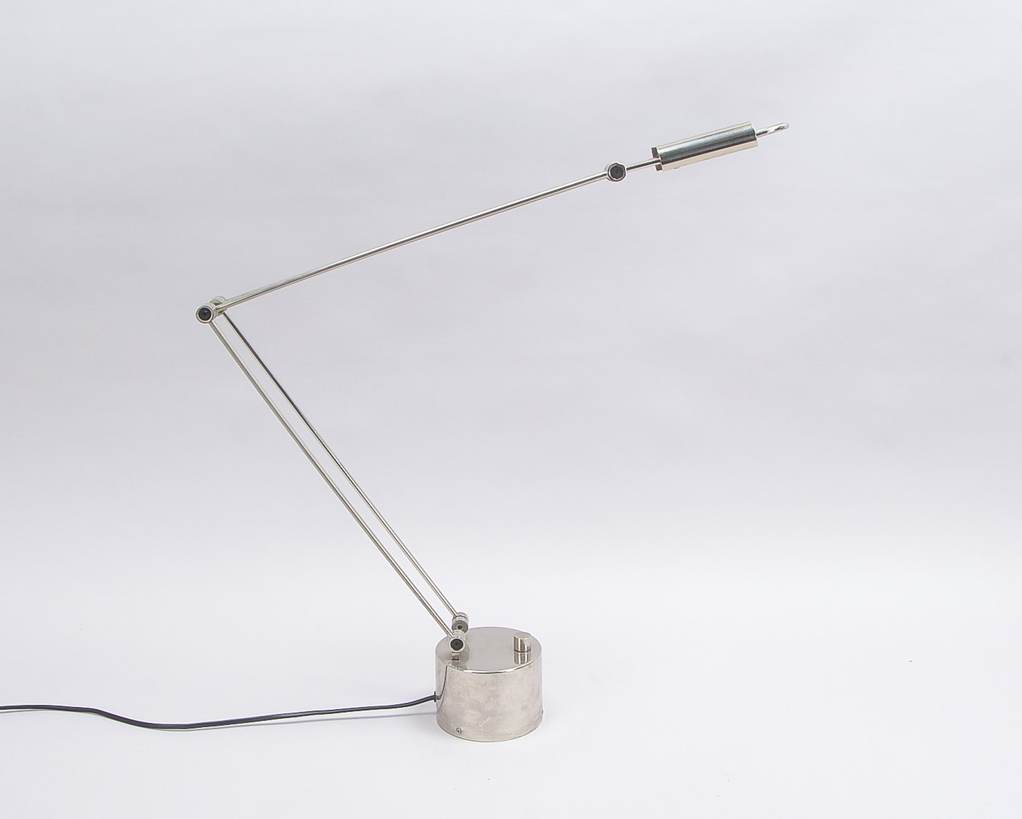 Art Line, Designer-Schreibtischleuchte (1980er Jahre), Modell 'Stella', Metall verchromt, Halogen-Le