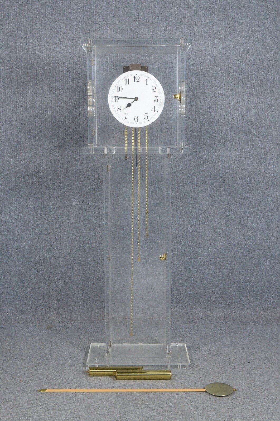 Standuhr, Franz Hermle, Räderwerk mit Schlag auf Stäbe, im, Plexiglas-Gehäuse, wei&sz