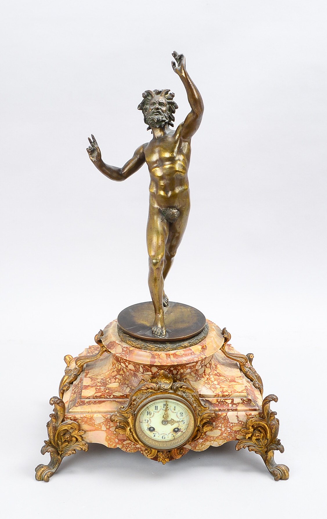 Kaminuhr/Salonuhr, Frankreich, Mamorgehäuse mit Bronzenapplikationen/Akanthus, bekrönt von Bronzesku