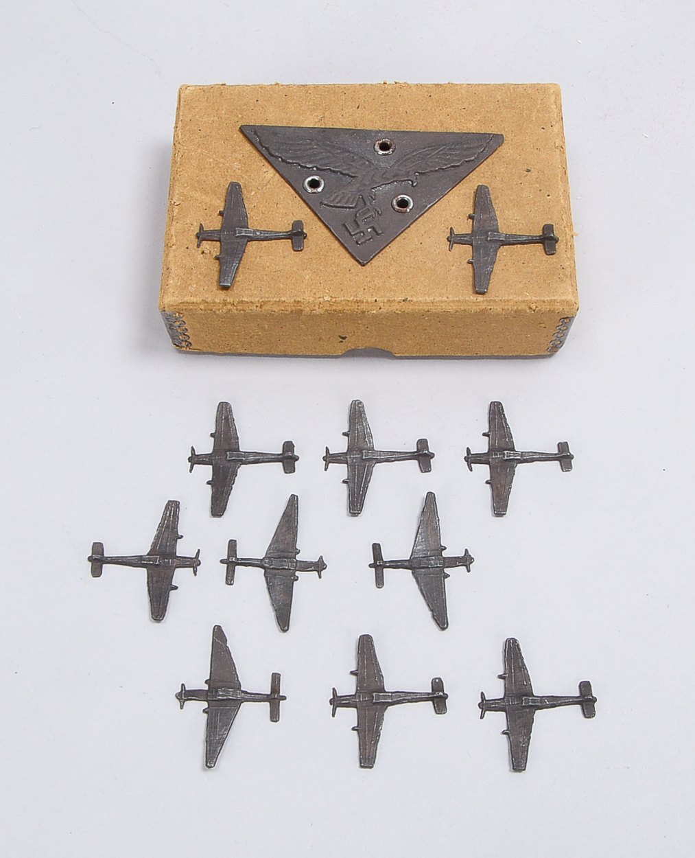 Historisches Sammlerkonvolut ('Deutsche Reichsluftwaffe'): Flugzeug-Miniaturen, 11 Stück: 3x Junkers