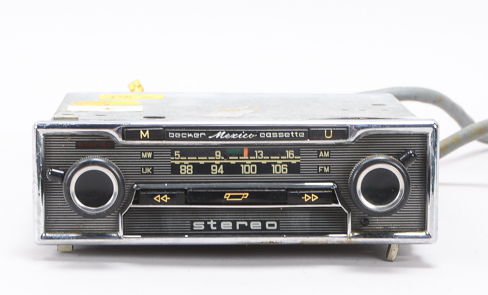 Sammler-Autoradio (1970er Jahre - klassisches Spitzenmodell, häufig in Mercedes- und Porsche-Oldtime