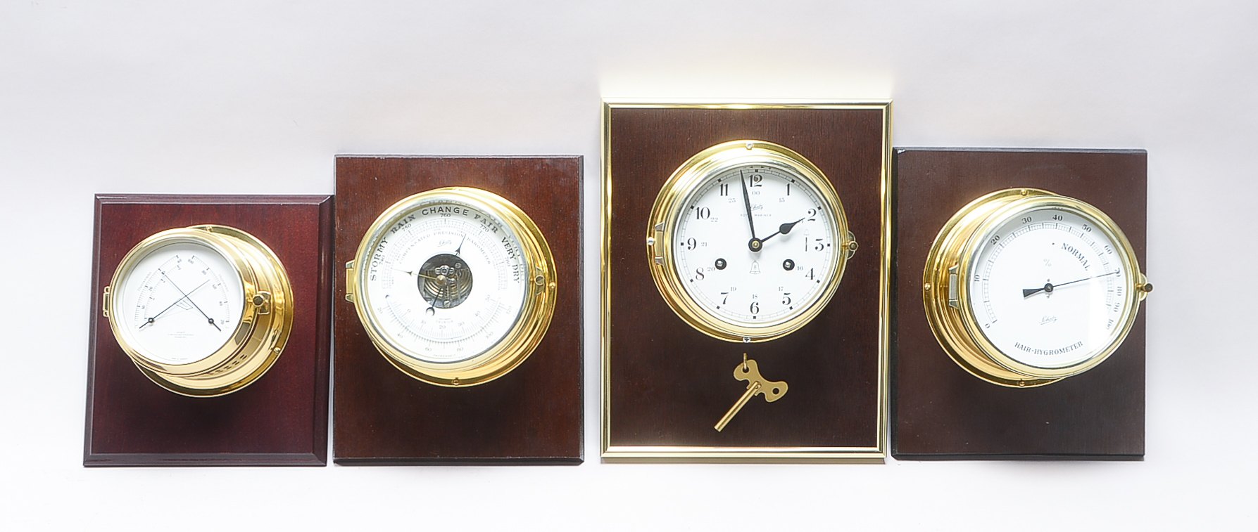 Schatz, 3x maritime Uhren: 1x Thermometer, 1x Hygrometer und 1x Uhr, jeweils in Messinggehäuse und a