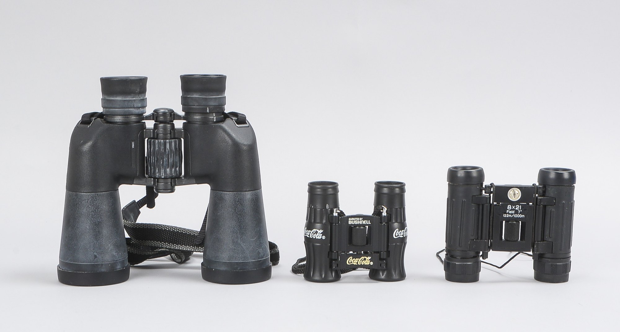 3 Ferngläser: Minolta Activa, 10 x 50, 6,5", Full coated; Taschenfernglas CE 1128, 8 x 21, 122/1000