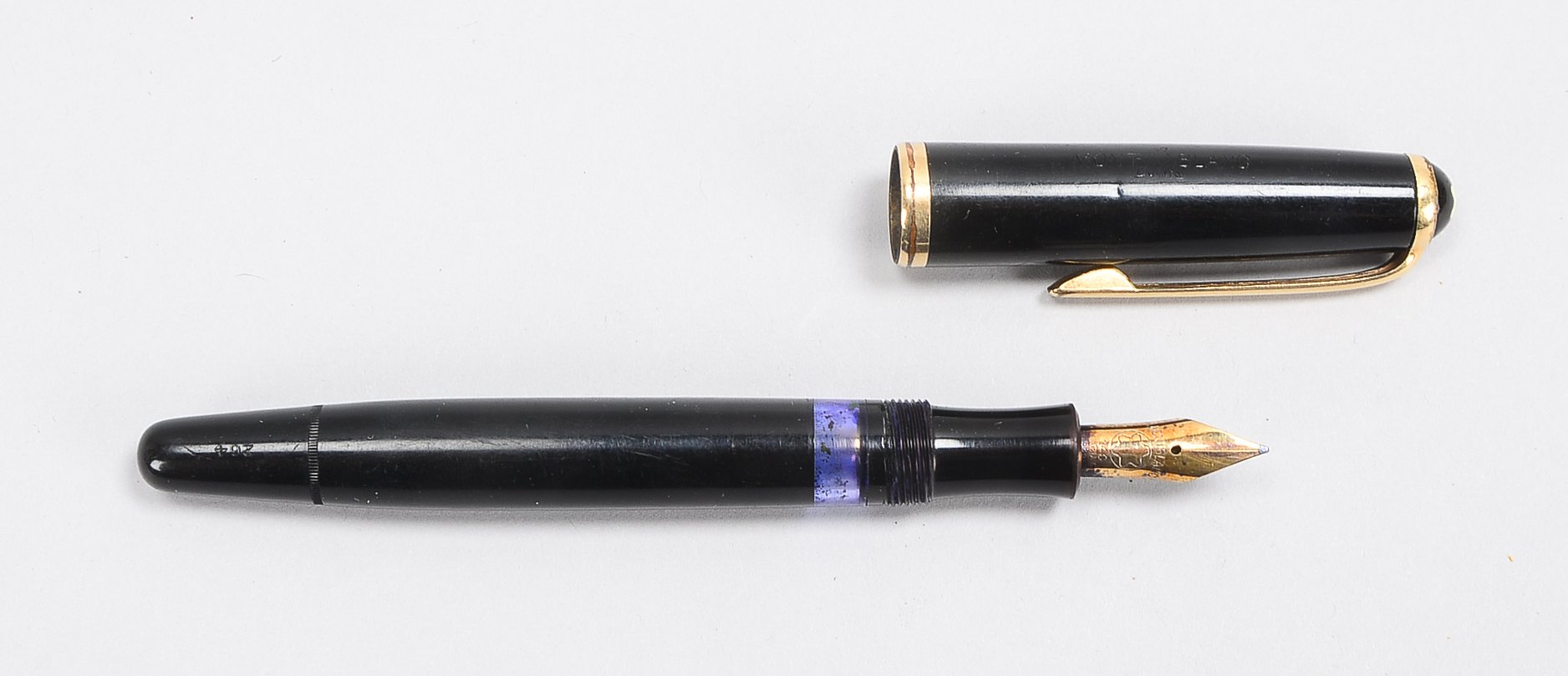 Montblanc-Füllfelderhalter 264, 585 Goldfeder, Mechanik läuft, OM, ohne Gravur