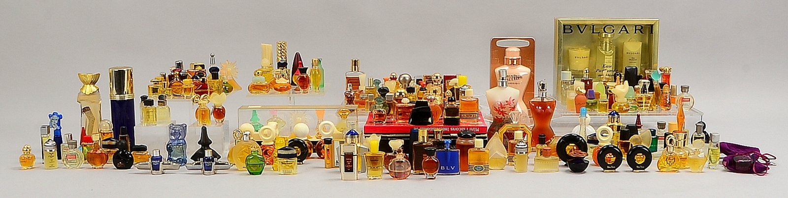 Große Sammlung Miniaturflacons (international), verschiedene Hersteller/Designer (u.a. Boucheron, BU