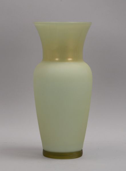 Venini, Designer-Glasvase, 'Opalino', Modellnr. '70623', Auflage-Nr. '27/199' (2017), signiert