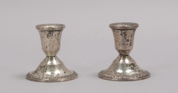 Paar Tischkerzenleuchter (Schweden), 925 Sterlingsilber - gefüllt; Höhe 7,5 cm