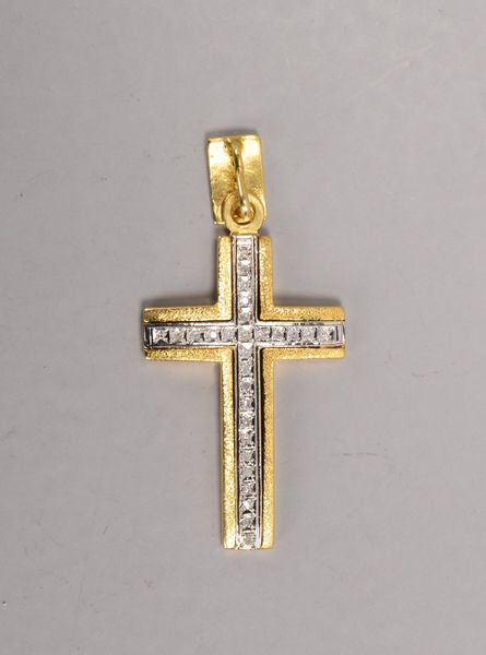Anhänger, 585 GG/WG (gestempelt), 'Kreuz', mit 24-fachem Diamantbesatz/zusammen ca. 0,60 ct