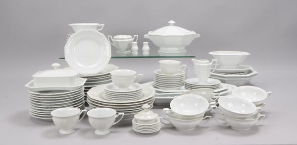 Rosenthal, Rest-Kaffee-/Speiseservice, Dekor 'Maria Weiß', div. Teile