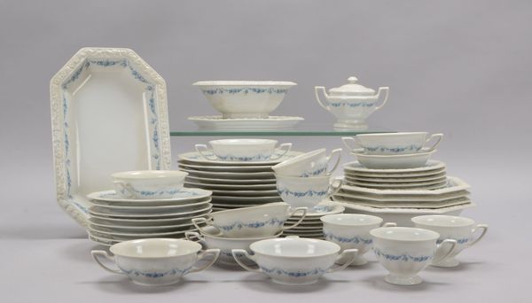 Rosenthal, Speiseporzellan und Rest-Kaffeeporzellan, 'Classic Rose', div. Teile