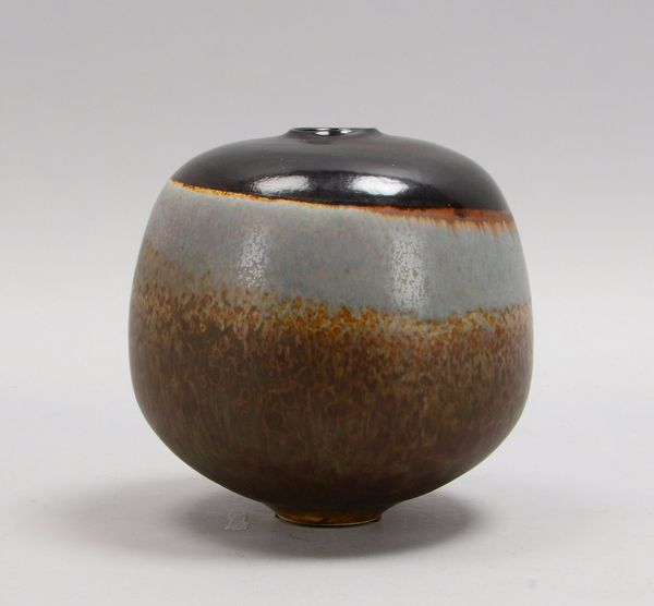 Pluquet-Ulrich, Elisabeth, Künstler-Keramikvase, mit Künstlersignet