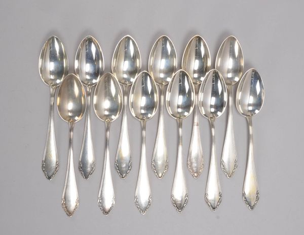 Satz Suppenlöffel, 800 Silber, 12 Stück; Gewicht 805 g